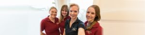 Titel Zahnarztpraxis Dr. Simone Gangl Willkommen Team