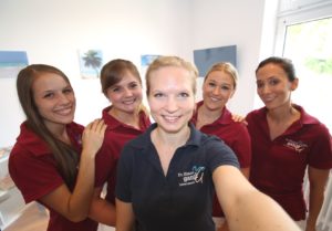 Teamfoto Zahnarztpraxis Dr. SImone Gangl
